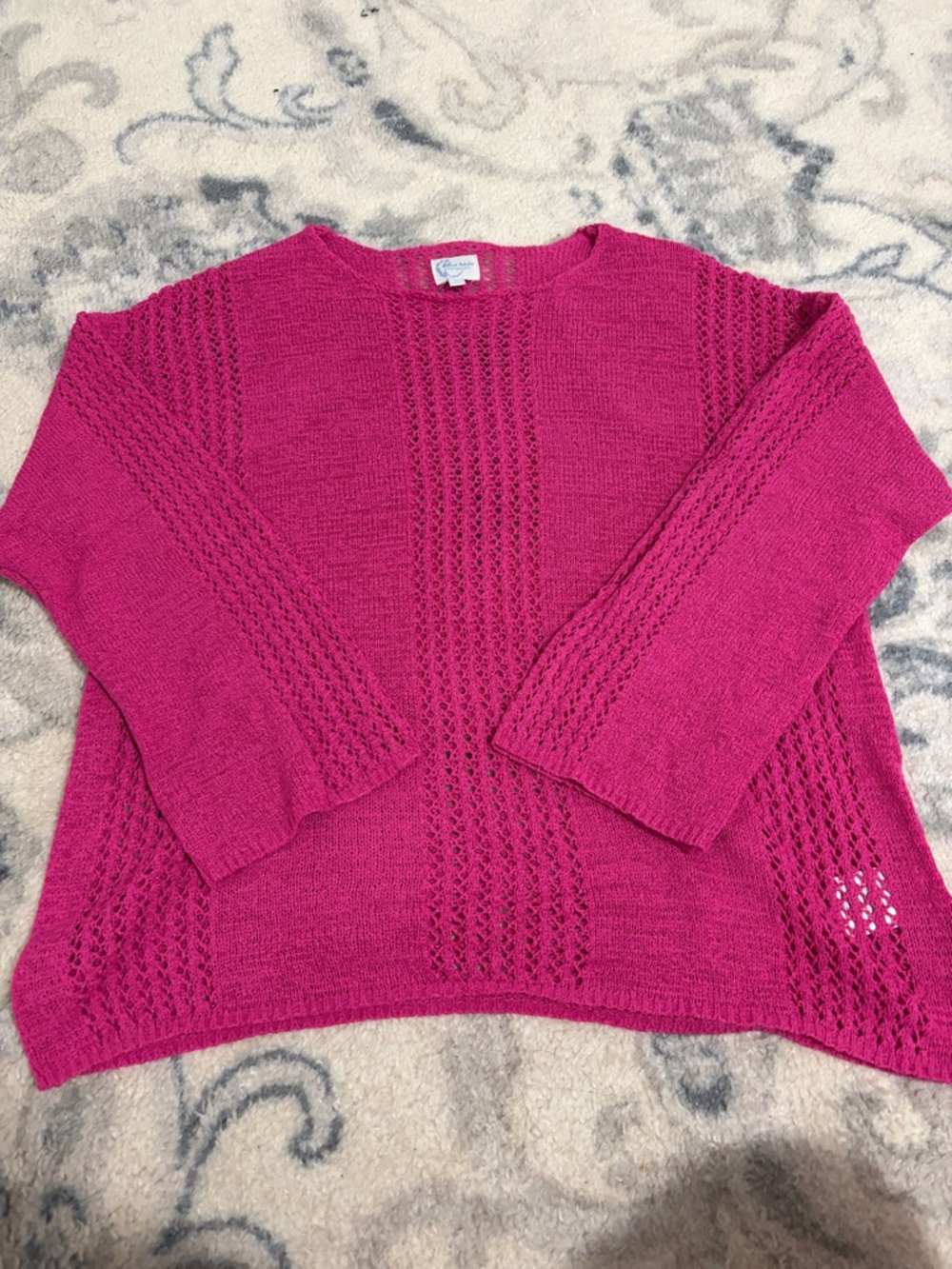 Francesca's Collections Fuchsia Openwork Crew Sweater